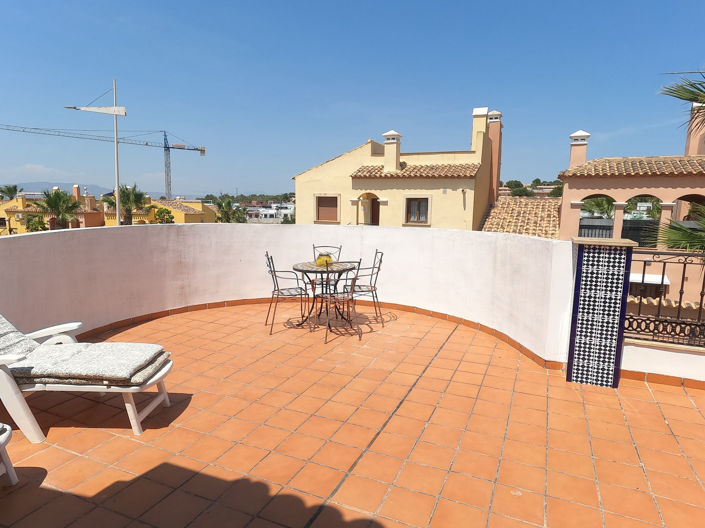 Image No.10-3 Bed Villa for sale