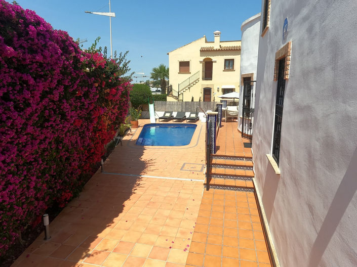 Image No.24-3 Bed Villa for sale