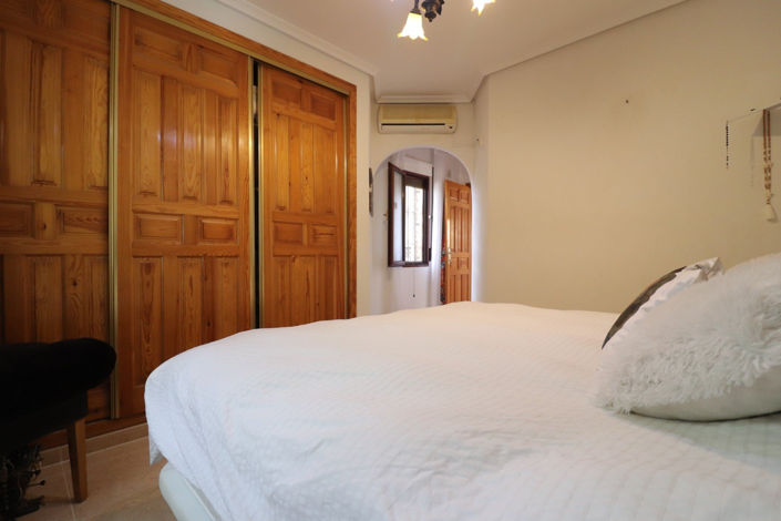 Image No.15-3 Bed Villa for sale