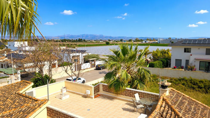 Image No.2-3 Bed Villa for sale