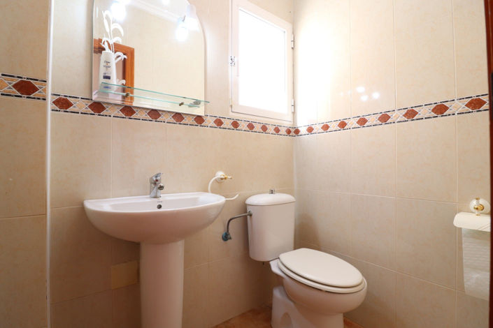 Image No.14-3 Bed Villa for sale