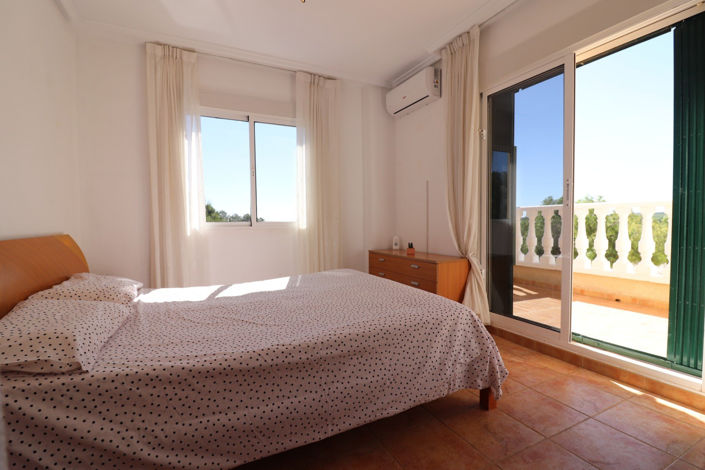 Image No.16-3 Bed Villa for sale