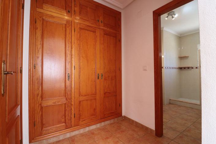 Image No.19-3 Bed Villa for sale