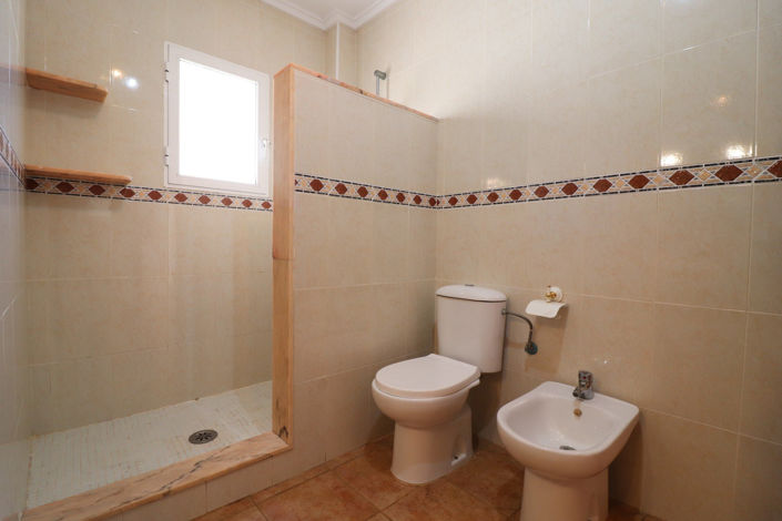 Image No.21-3 Bed Villa for sale