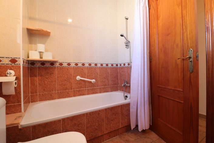 Image No.25-3 Bed Villa for sale