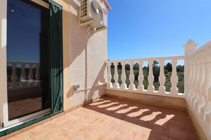Image No.29-3 Bed Villa for sale