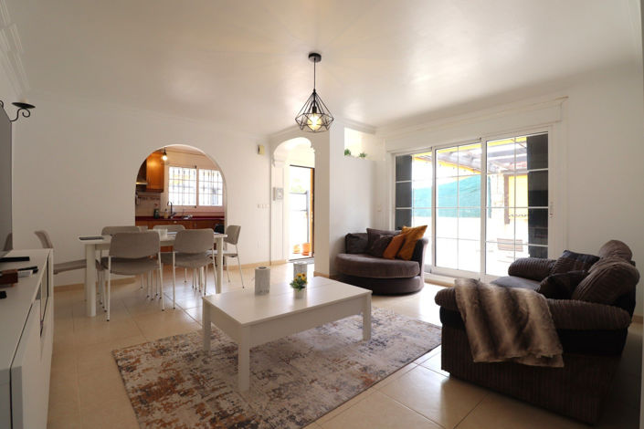 Image No.3-3 Bed Villa for sale
