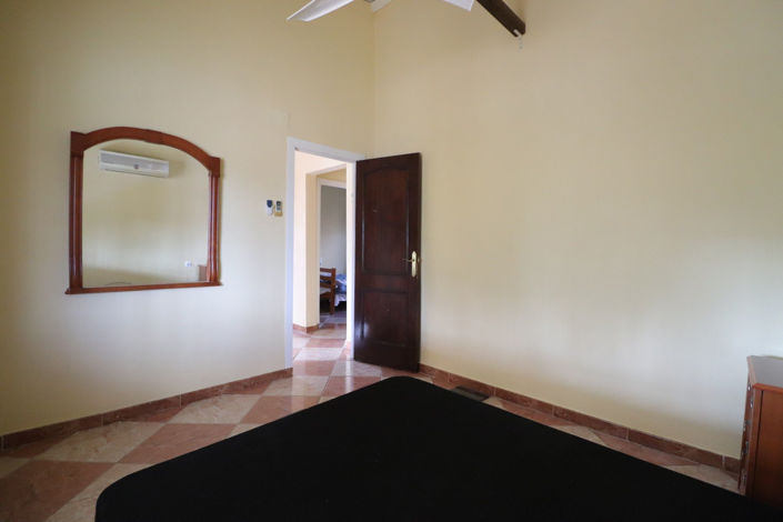 Image No.11-4 Bed Country House for sale