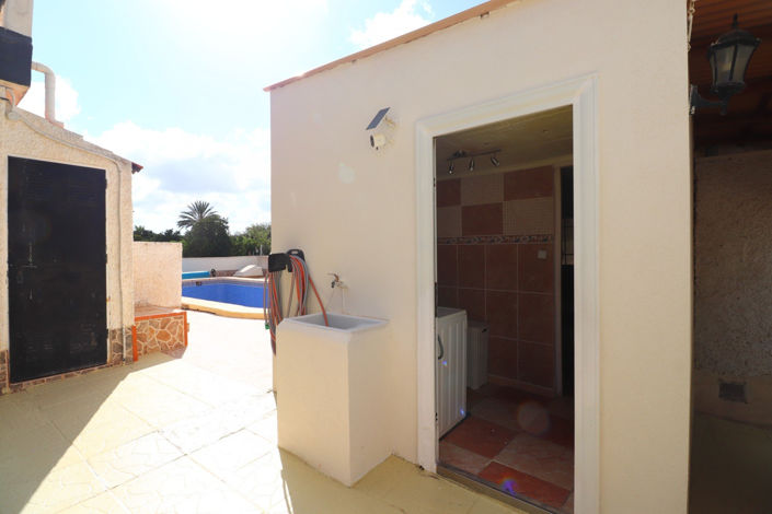 Image No.18-4 Bed Country House for sale