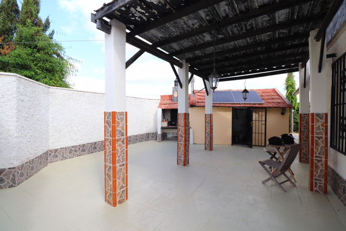 Image No.23-4 Bed Country House for sale