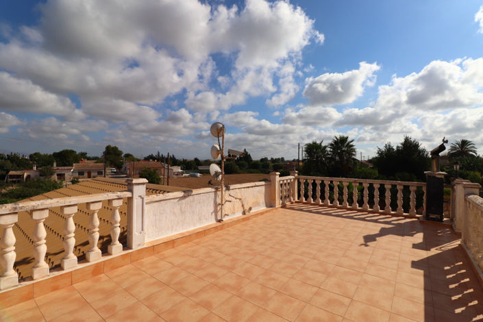 Image No.25-4 Bed Country House for sale