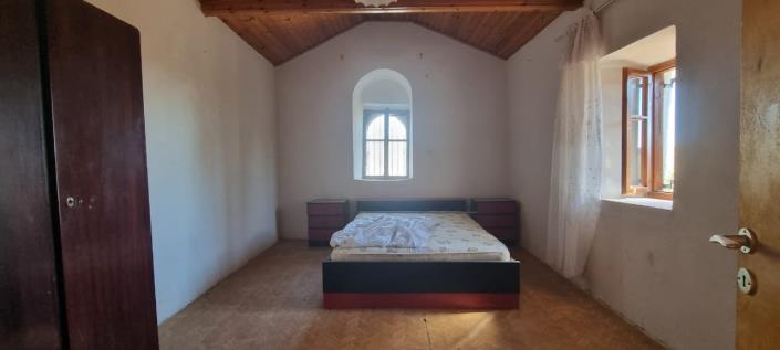 Image No.4-2 Bed House for sale