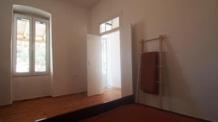 Image No.11-2 Bed House for sale