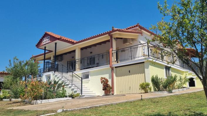 Image No.20-4 Bed House for sale