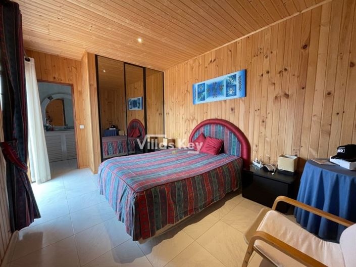 Image No.29-3 Bed House for sale