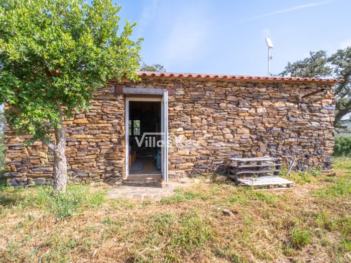 Image No.25-4 Bed Farmhouse for sale