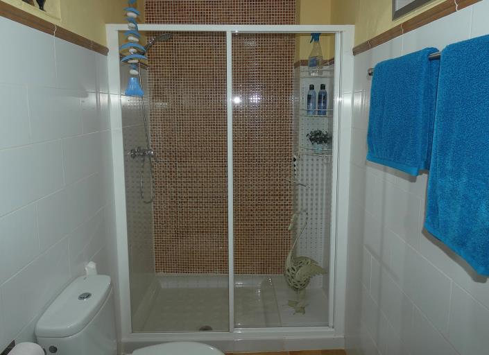 Image No.8-3 Bed Country House for sale