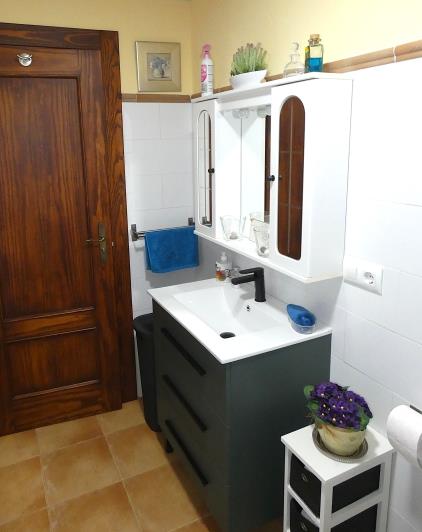 Image No.21-3 Bed Country House for sale