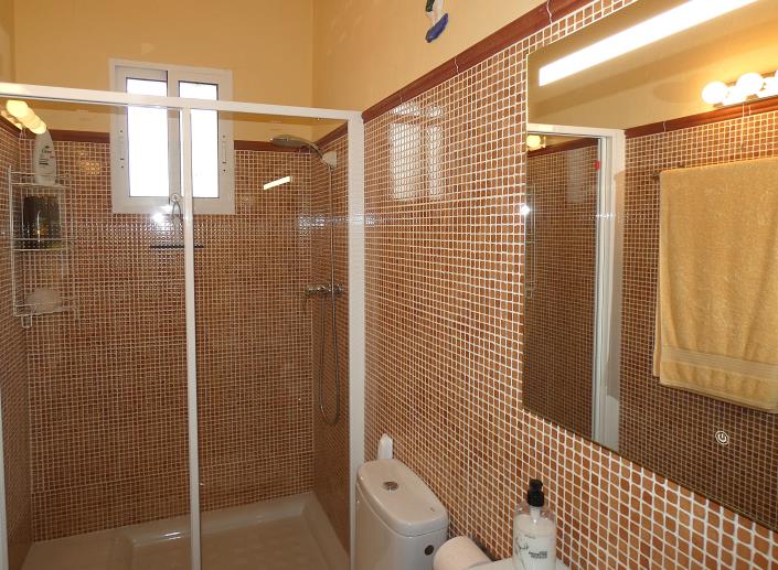 Image No.24-3 Bed Country House for sale