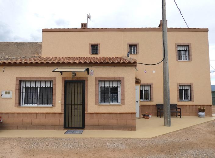Image No.41-3 Bed Country House for sale