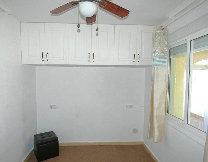 Image No.20-2 Bed Villa / Detached for sale