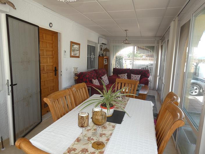 Image No.11-3 Bed Villa / Detached for sale