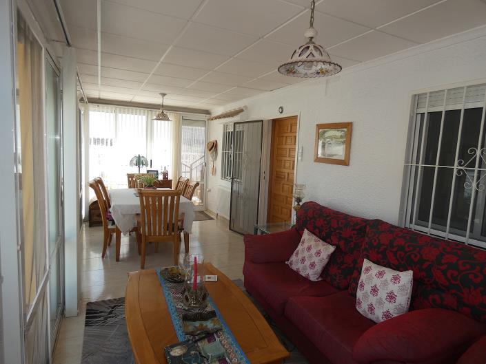 Image No.12-3 Bed Villa / Detached for sale