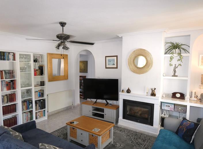 Image No.11-3 Bed Villa / Detached for sale
