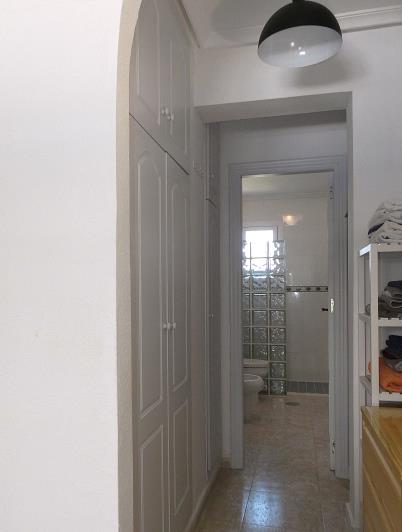 Image No.14-3 Bed Villa / Detached for sale