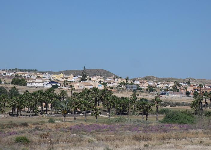 Image No.31-3 Bed Villa / Detached for sale