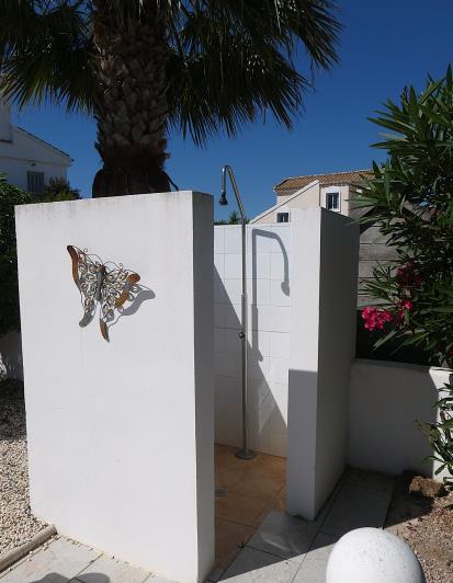 Image No.48-3 Bed Villa / Detached for sale