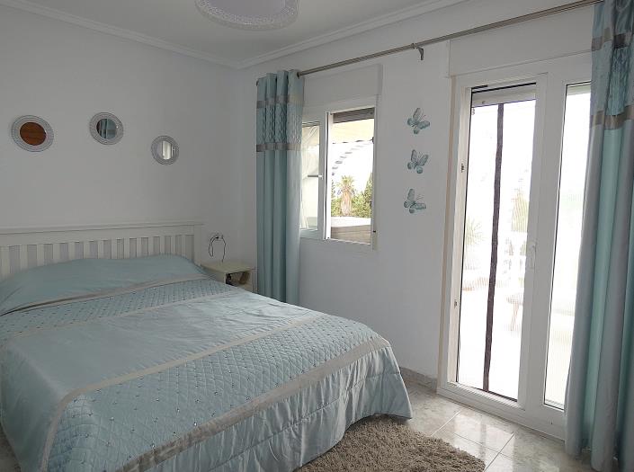 Image No.18-4 Bed Villa / Detached for sale