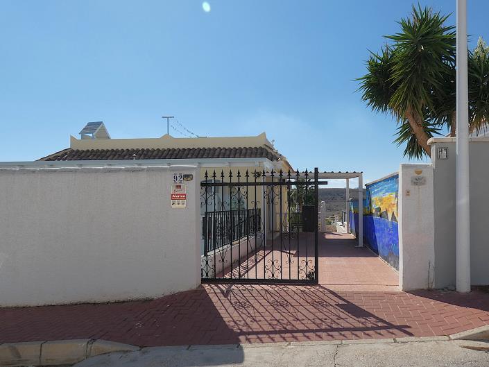 Image No.6-3 Bed Villa / Detached for sale