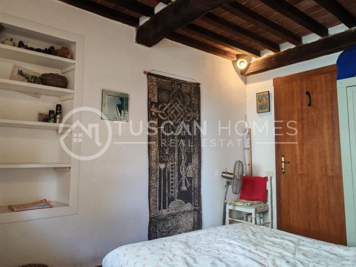 Image No.10-3 Bed Townhouse for sale