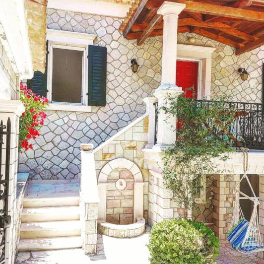 Image No.7-8 Bed Villa for sale