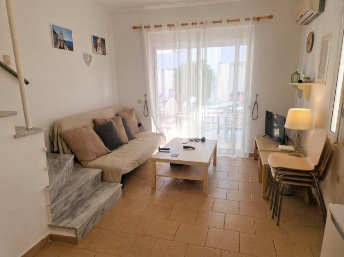 Image No.6-1 Bed House for sale