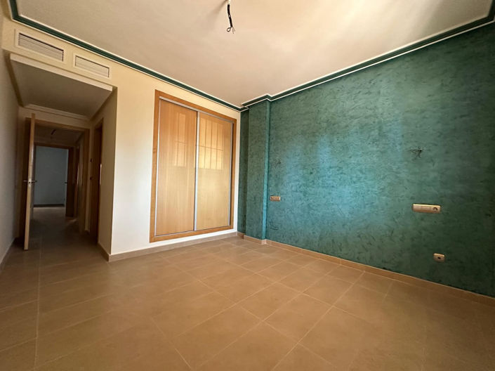 Image No.24-4 Bed Apartment for sale