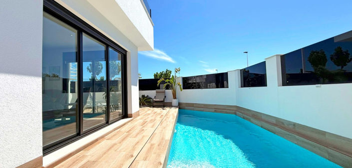 Image No.2-2 Bed Villa for sale
