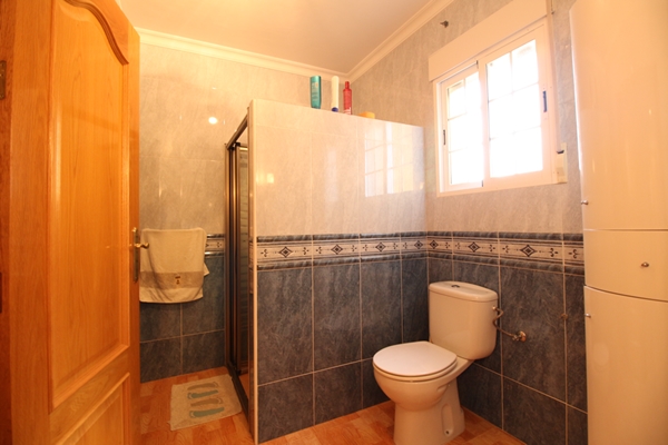 Image No.29-4 Bed Property for sale