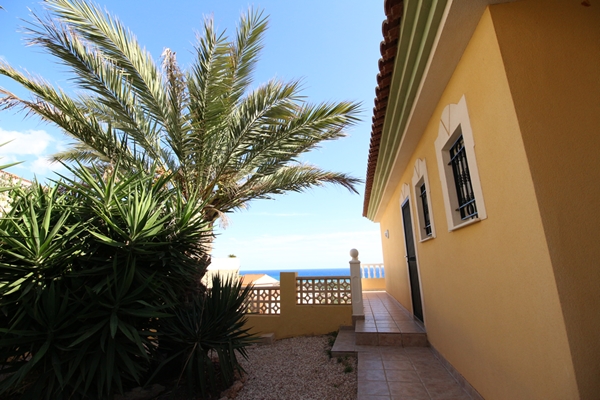 Image No.46-4 Bed Property for sale