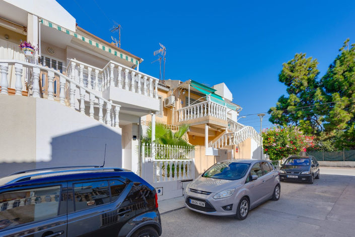 Image No.2-2 Bed Villa for sale