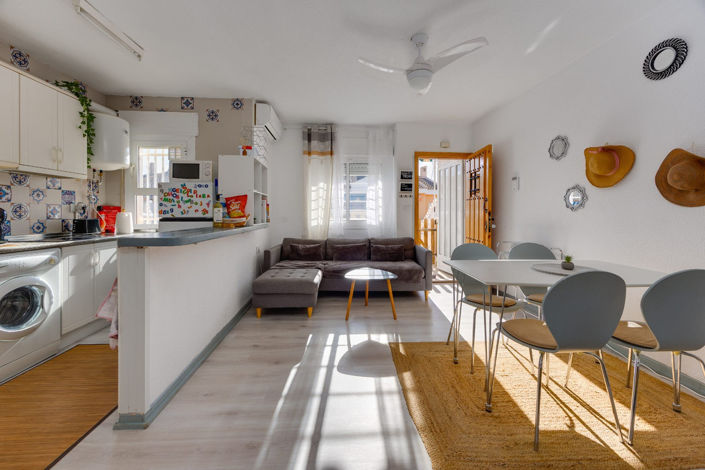 Image No.4-2 Bed Villa for sale