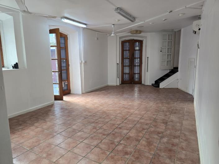 Image No.25-Commercial for sale