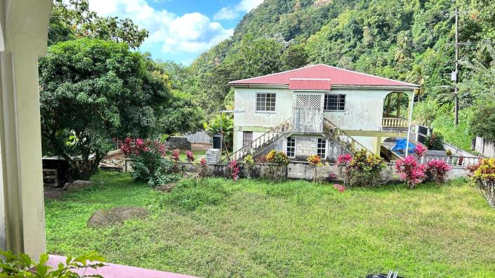 Image No.11-4 Bed House for sale