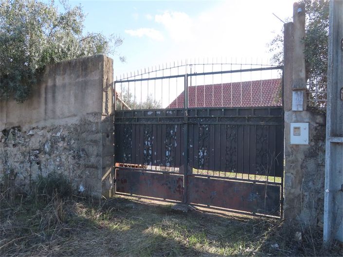 Image No.3-Propriété de 3 chambres à vendre