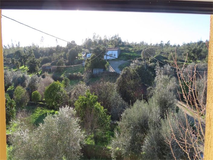 Image No.17-3 Bed Property for sale