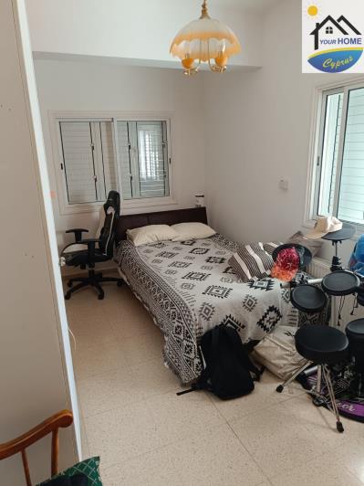 Image No.25-6 Bed House for sale