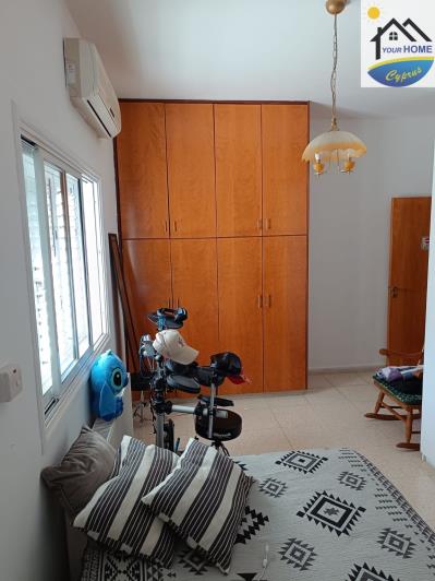 Image No.9-6 Bed House for sale