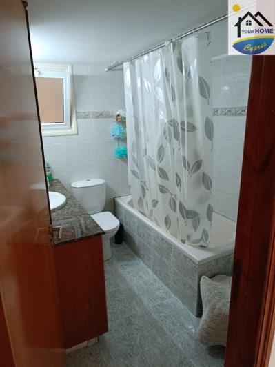 Image No.12-6 Bed House for sale