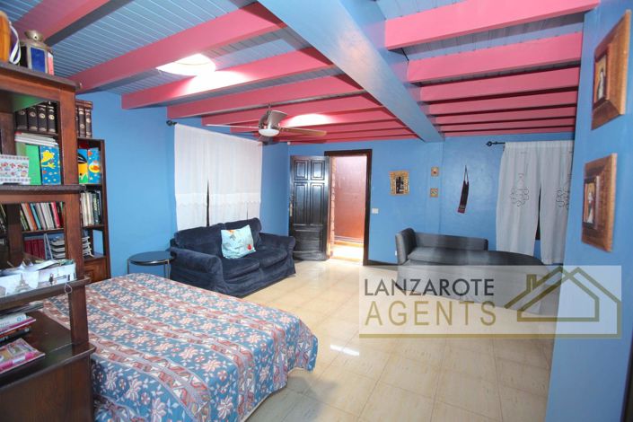 Image No.18-5 Bed Villa for sale
